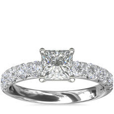 铂金 Riviera 密钉钻石订婚戒指（5/8 克拉总重量）